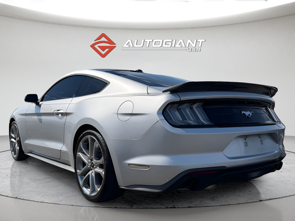 Used 2019 Ford Mustang Coupe RWD image 5