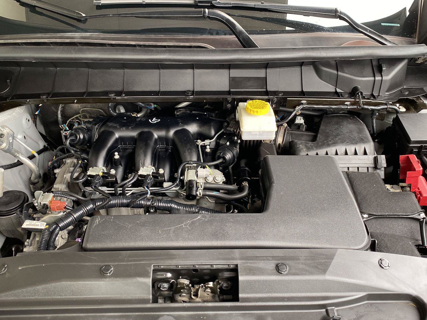 Used 2024 Nissan Pathfinder S w/ Cargo Package AWD/4WD image 39