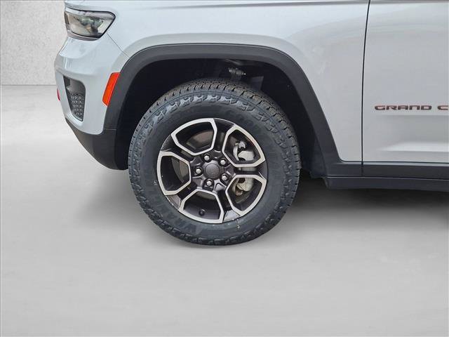 Used 2022 Jeep Grand Cherokee Trailhawk w/ Luxury Tech Group III AWD/4WD image 24