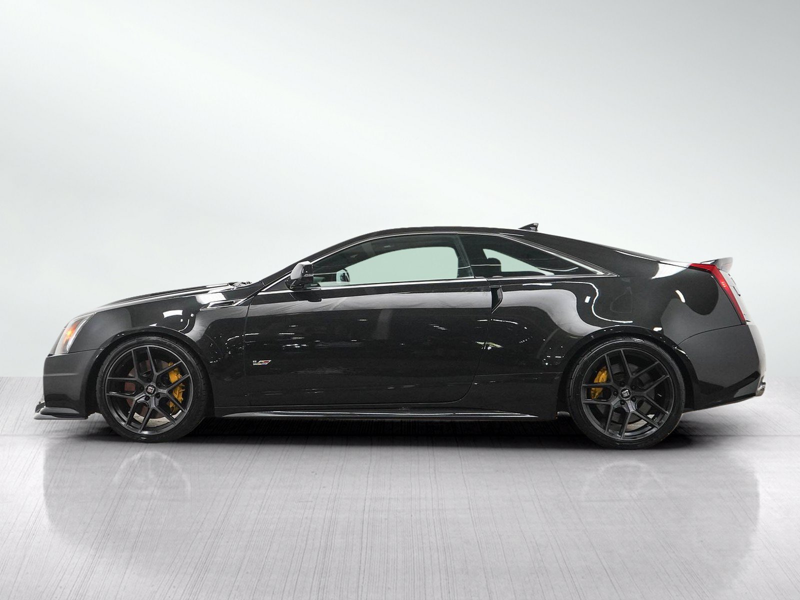 Used 2012 Cadillac CTS V RWD image 2