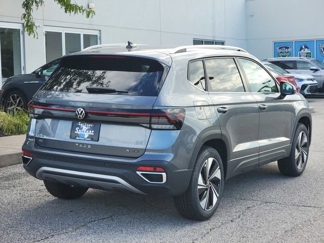 New 2025 Volkswagen Taos SE image 4