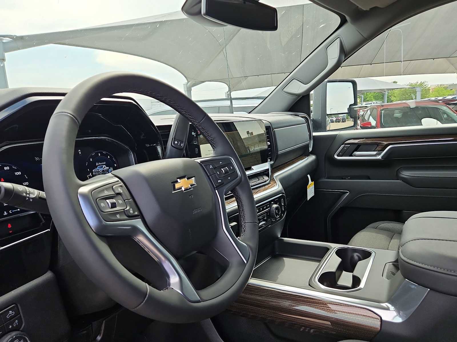 New 2026 Chevrolet Silverado 2500 LT w/ Texas Edition AWD/4WD image 10
