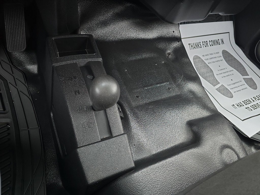 Used 2008 Chevrolet Silverado 2500 W/T image 26