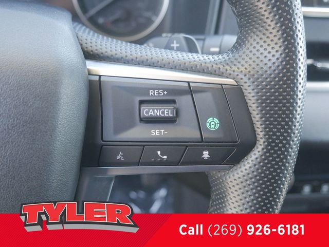 Used 2024 Mitsubishi Outlander SE AWD/4WD image 27