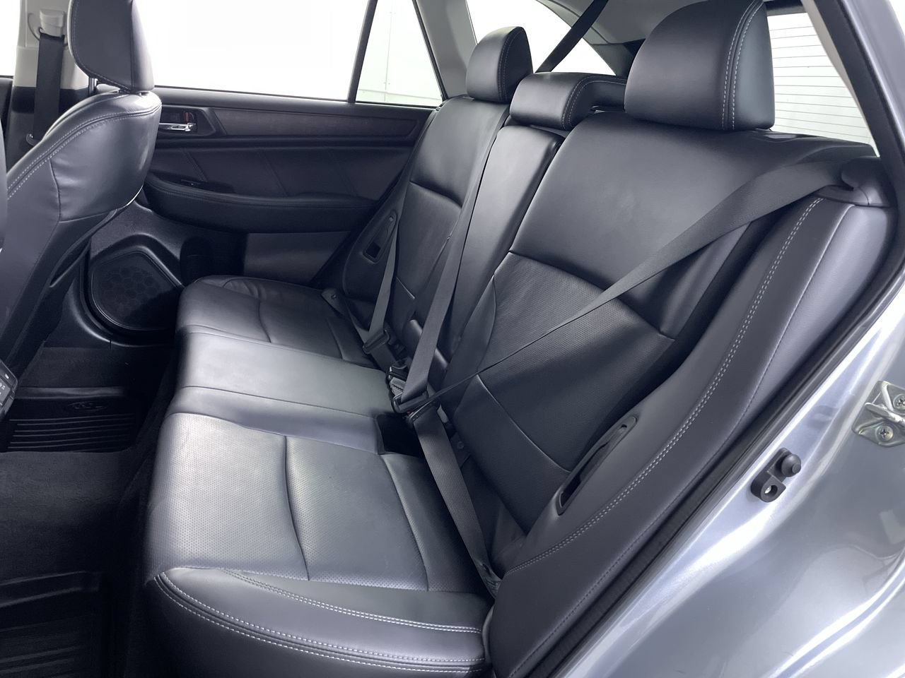 Used 2019 Subaru Outback 2.5i Limited AWD/4WD image 18
