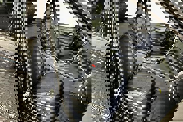 New 2025 Jeep Grand Cherokee L Altitude image 11