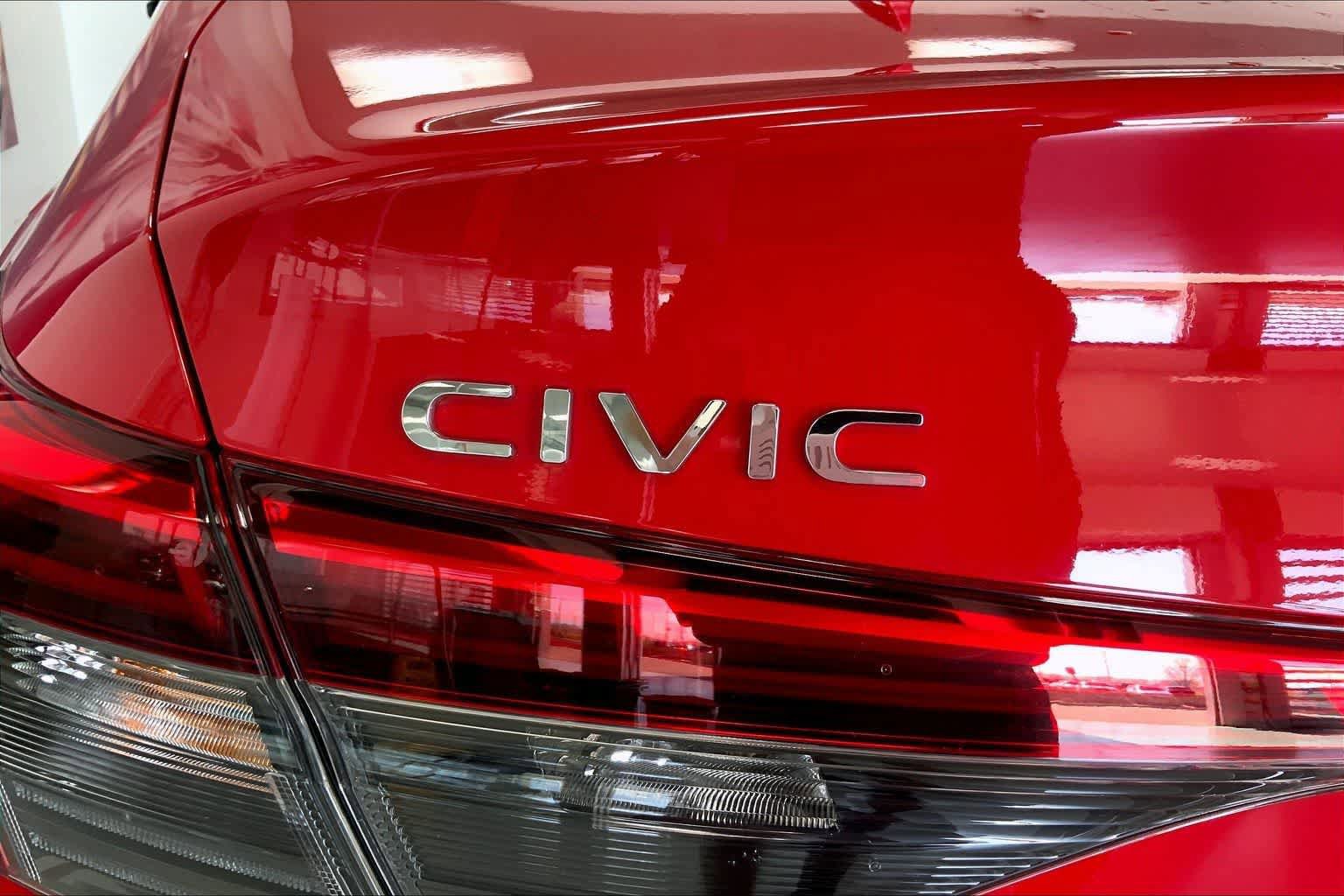 Used 2024 Honda Civic Touring image 7