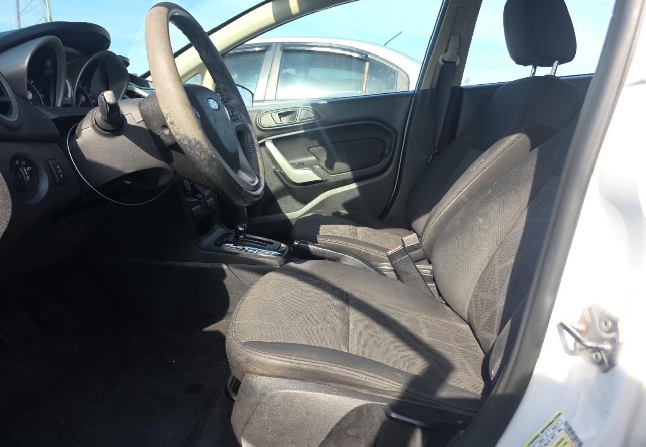 Used 2011 Ford Fiesta SEL image 10