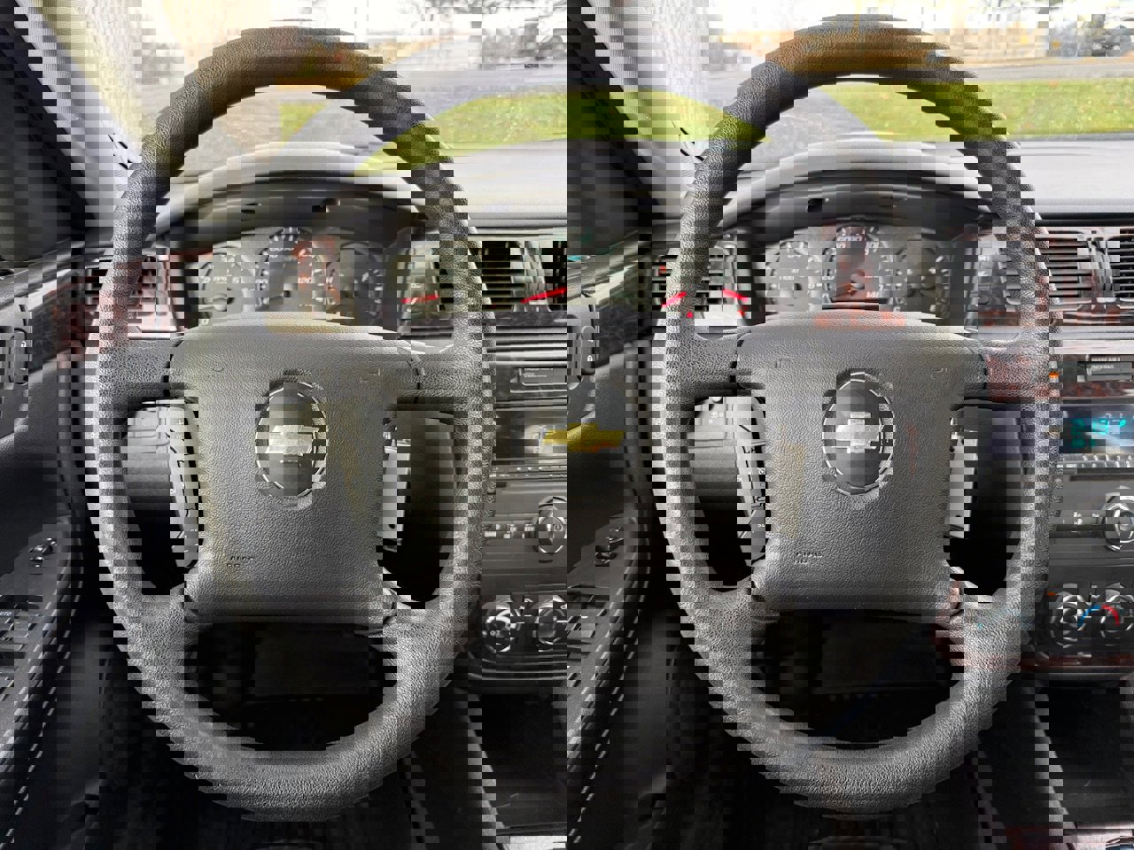 Used 2014 Chevrolet Impala Limited LS FWD image 27