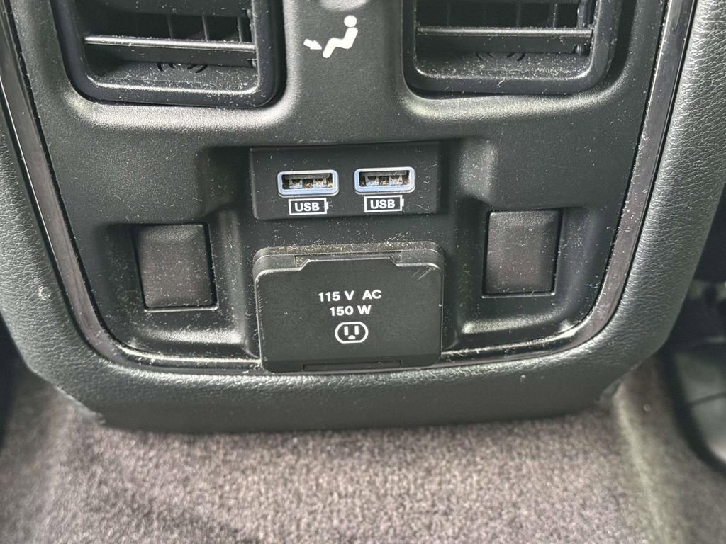 Used 2019 Jeep Grand Cherokee Limited image 14