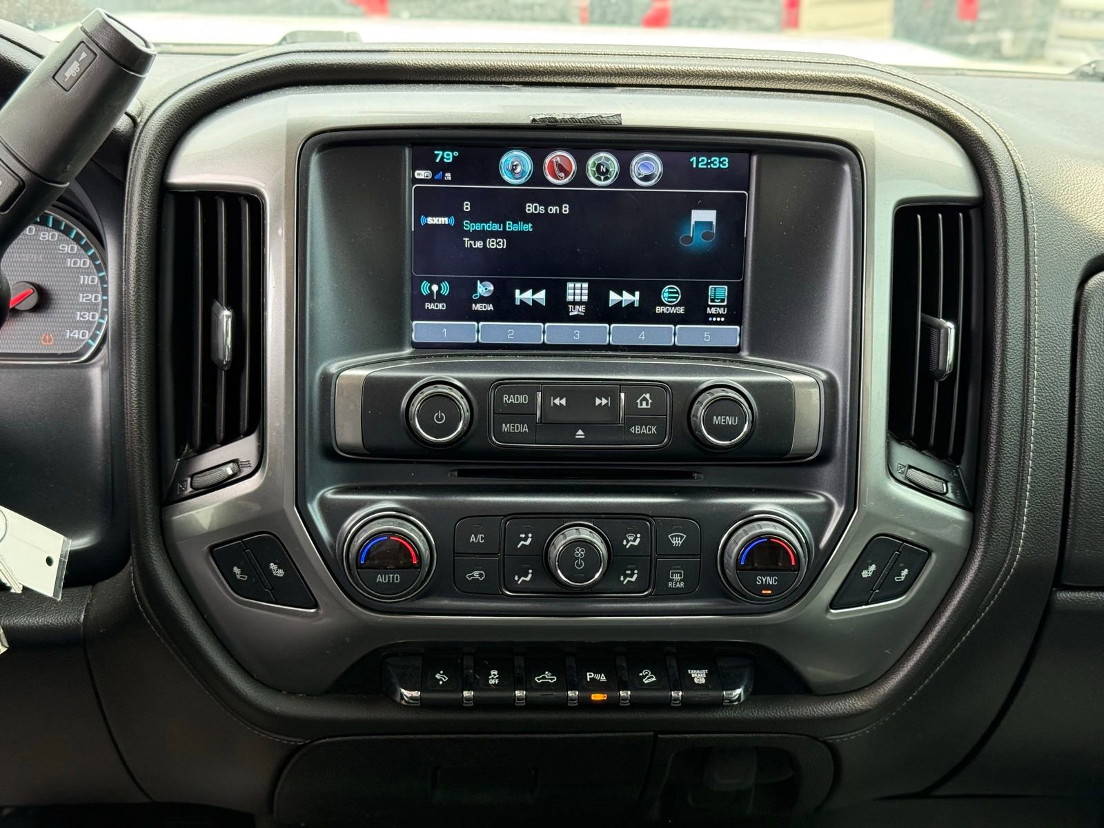 Used 2019 Chevrolet Silverado 2500 LTZ w/ LTZ Plus Package AWD/4WD image 18