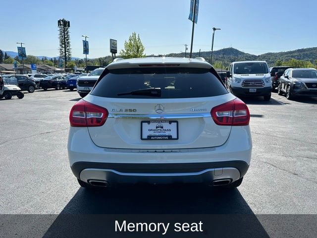 Used 2018 Mercedes-Benz GLA 250 4MATIC image 4