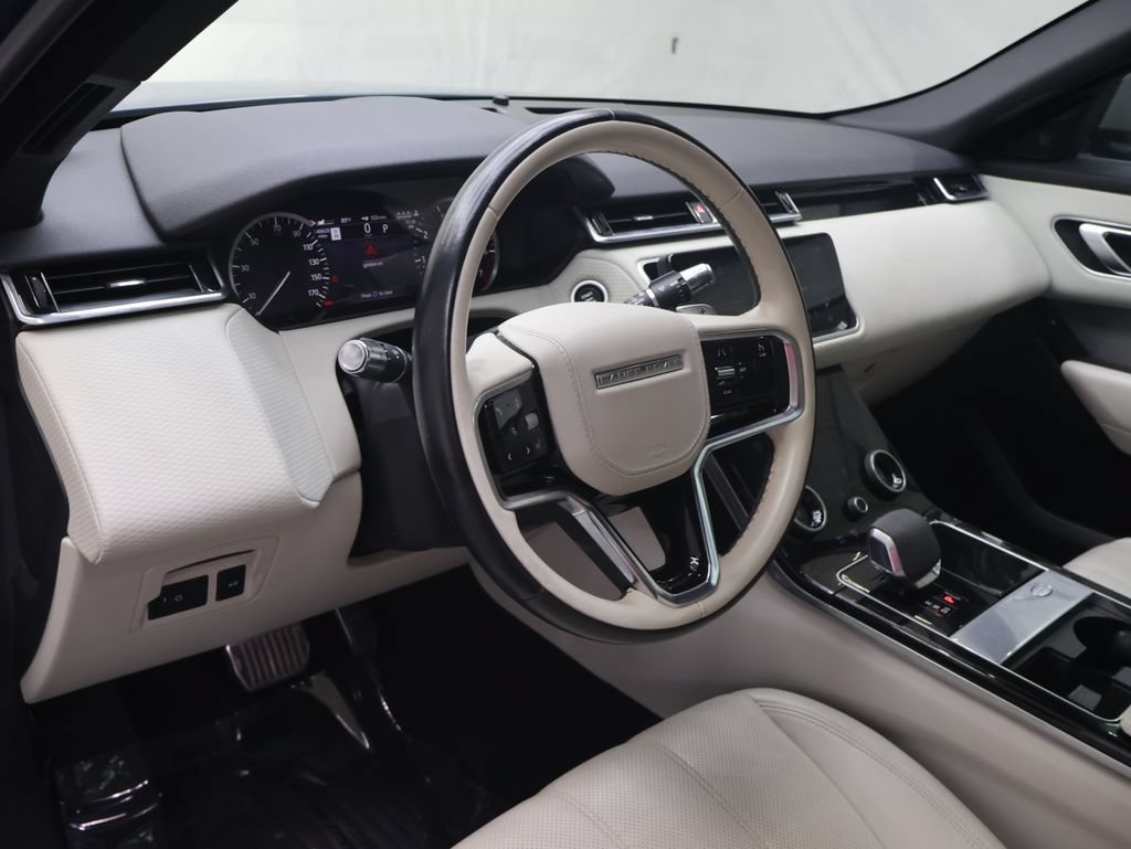 Used 2021 Land Rover Range Rover Velar R-Dynamic S AWD/4WD image 17