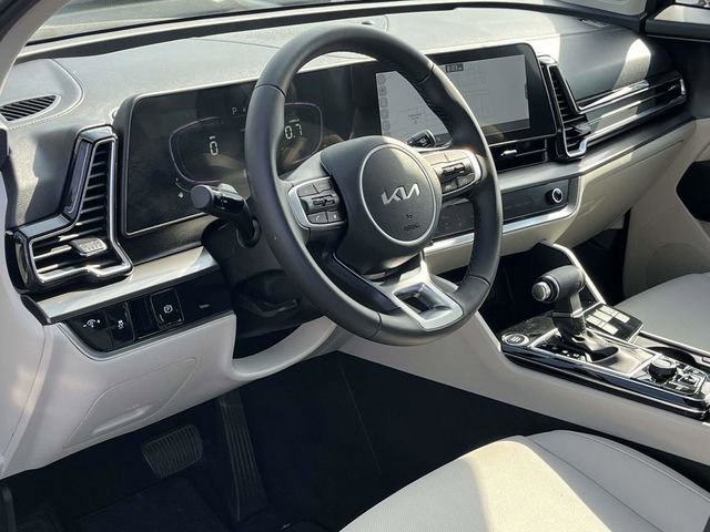 Used 2023 Kia Sportage EX FWD image 12