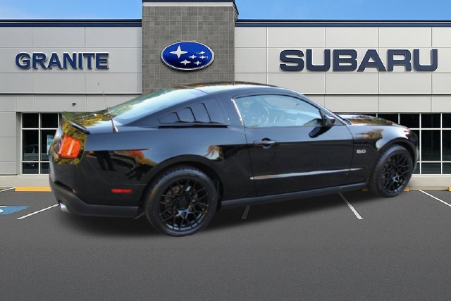 Used 2011 Ford Mustang GT Premium w/ Security Pkg RWD image 9