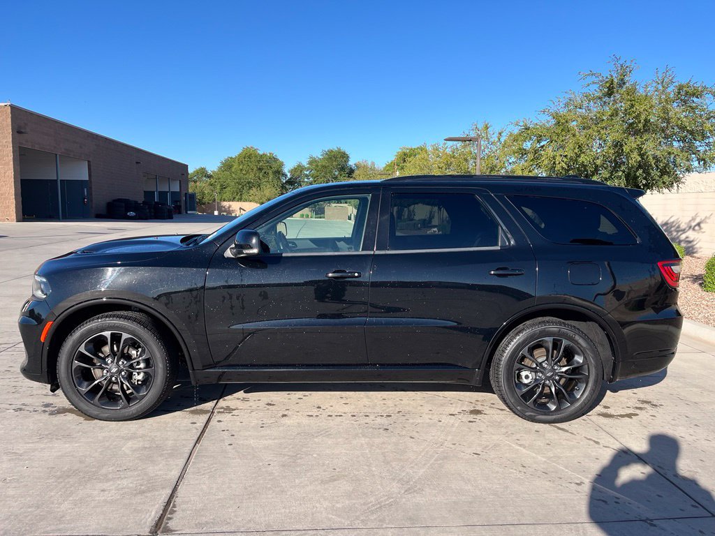 Used 2024 Dodge Durango GT RWD image 11