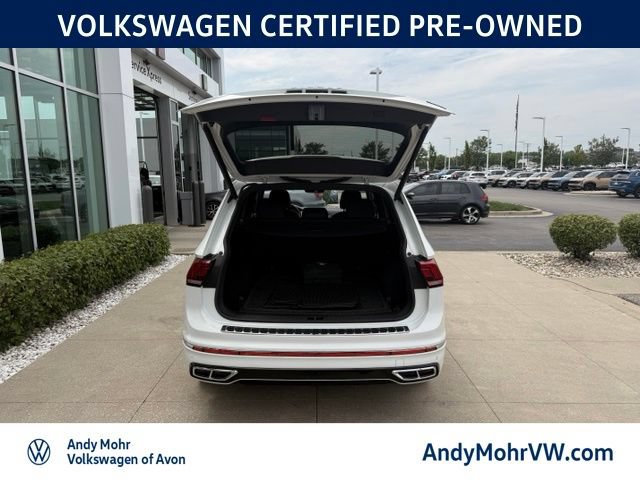 Used 2023 Volkswagen Tiguan SEL R-Line AWD/4WD image 9