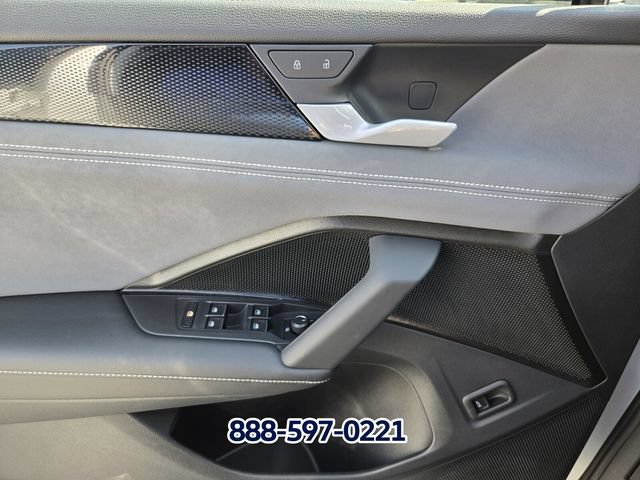 New 2026 Volkswagen Tiguan SE FWD image 21