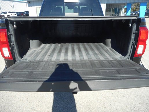 Used 2017 Chevrolet Silverado 1500 High Country image 7