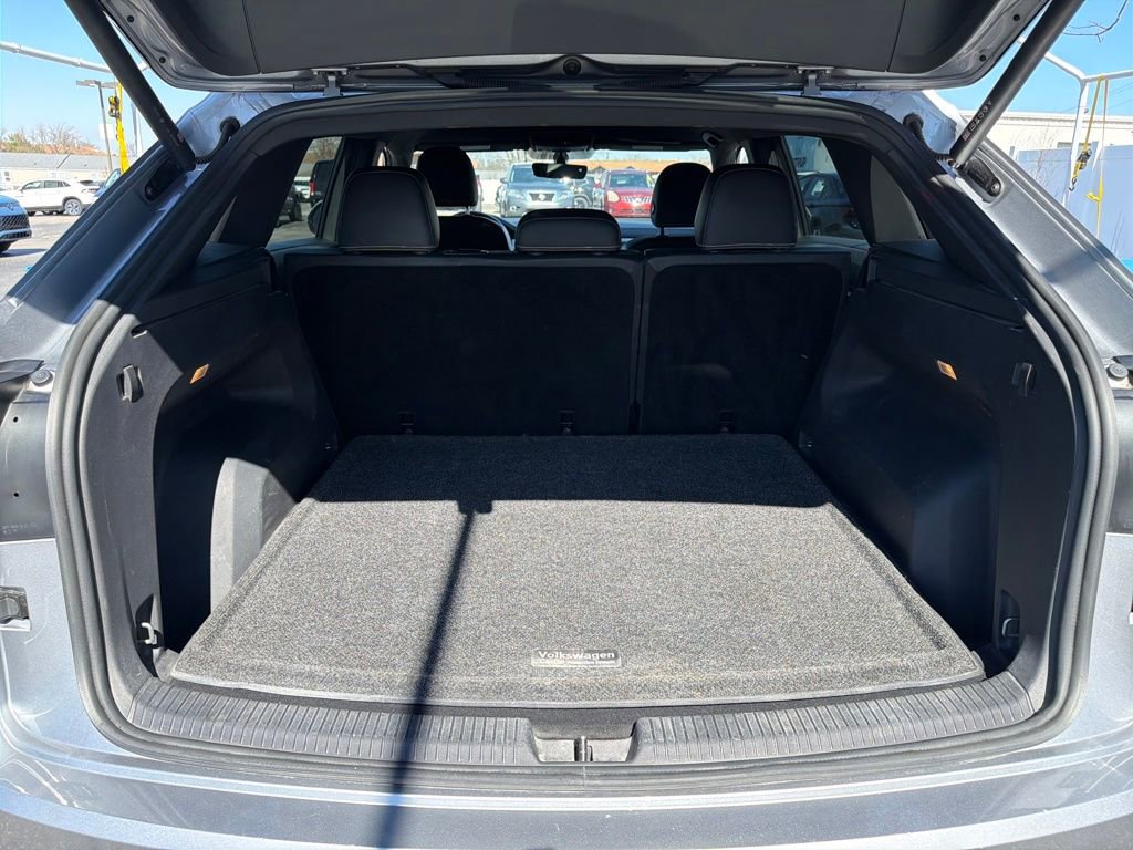 Used 2023 Volkswagen Atlas Cross Sport SE image 27