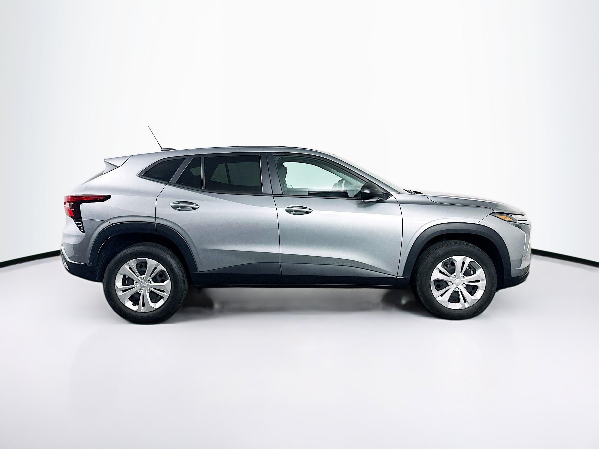 Used 2024 Chevrolet Trax LS FWD image 10