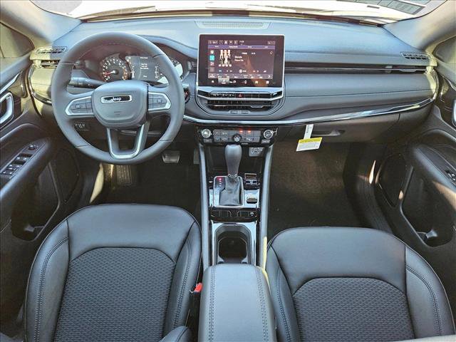 New 2026 Jeep Compass Latitude image 14