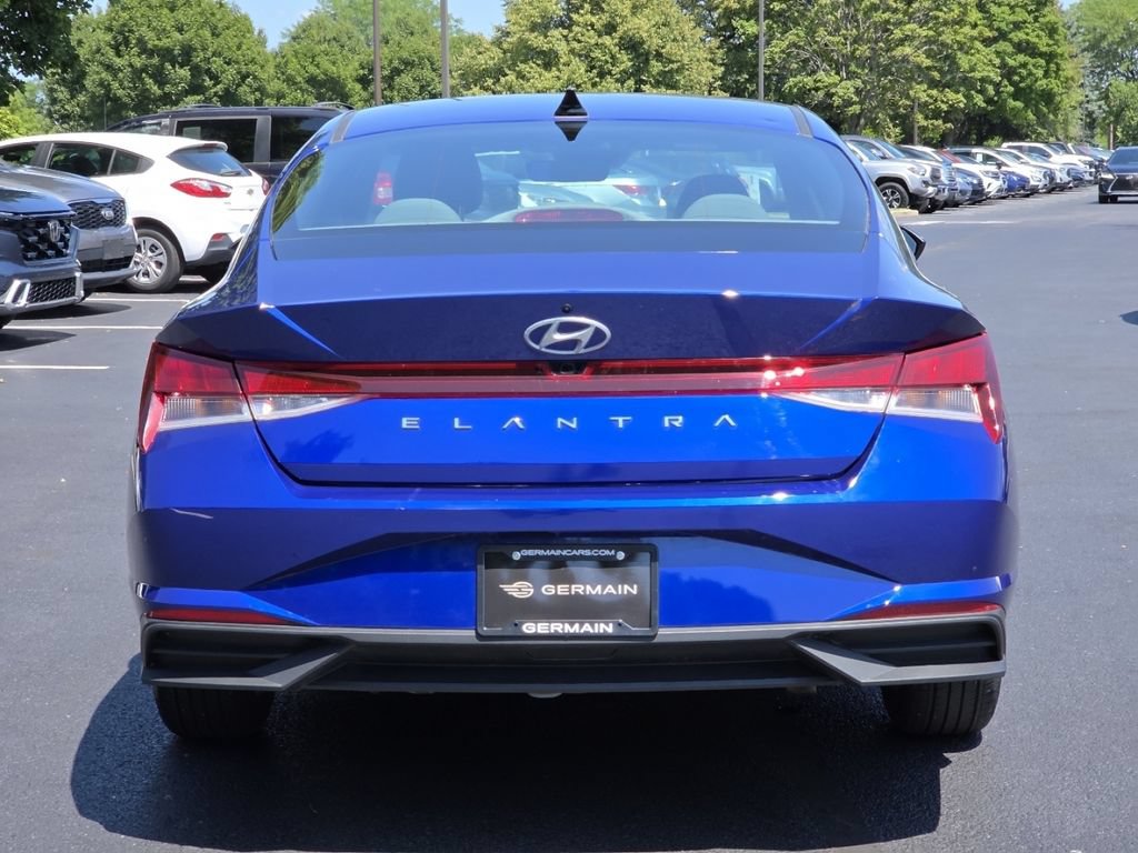 Used 2023 Hyundai Elantra SEL FWD image 20