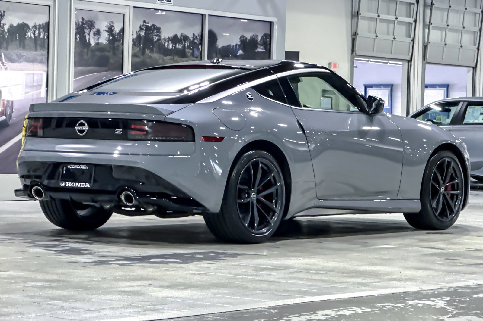 Used 2024 Nissan Z Performance w/ Floor Mat Package image 9