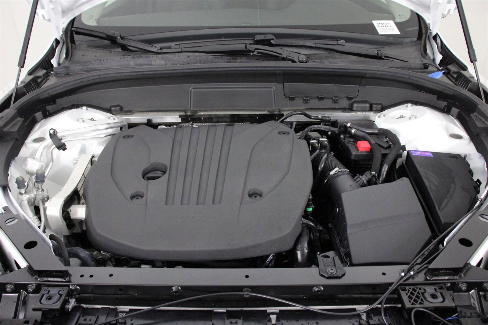 New 2025 Volvo XC60 B5 Core w/ Climate Package image 12