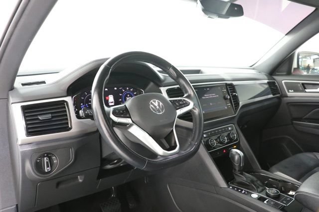 Used 2020 Volkswagen Atlas Cross Sport SEL Premium w/ Cross Sport MDO Package AWD/4WD image 17