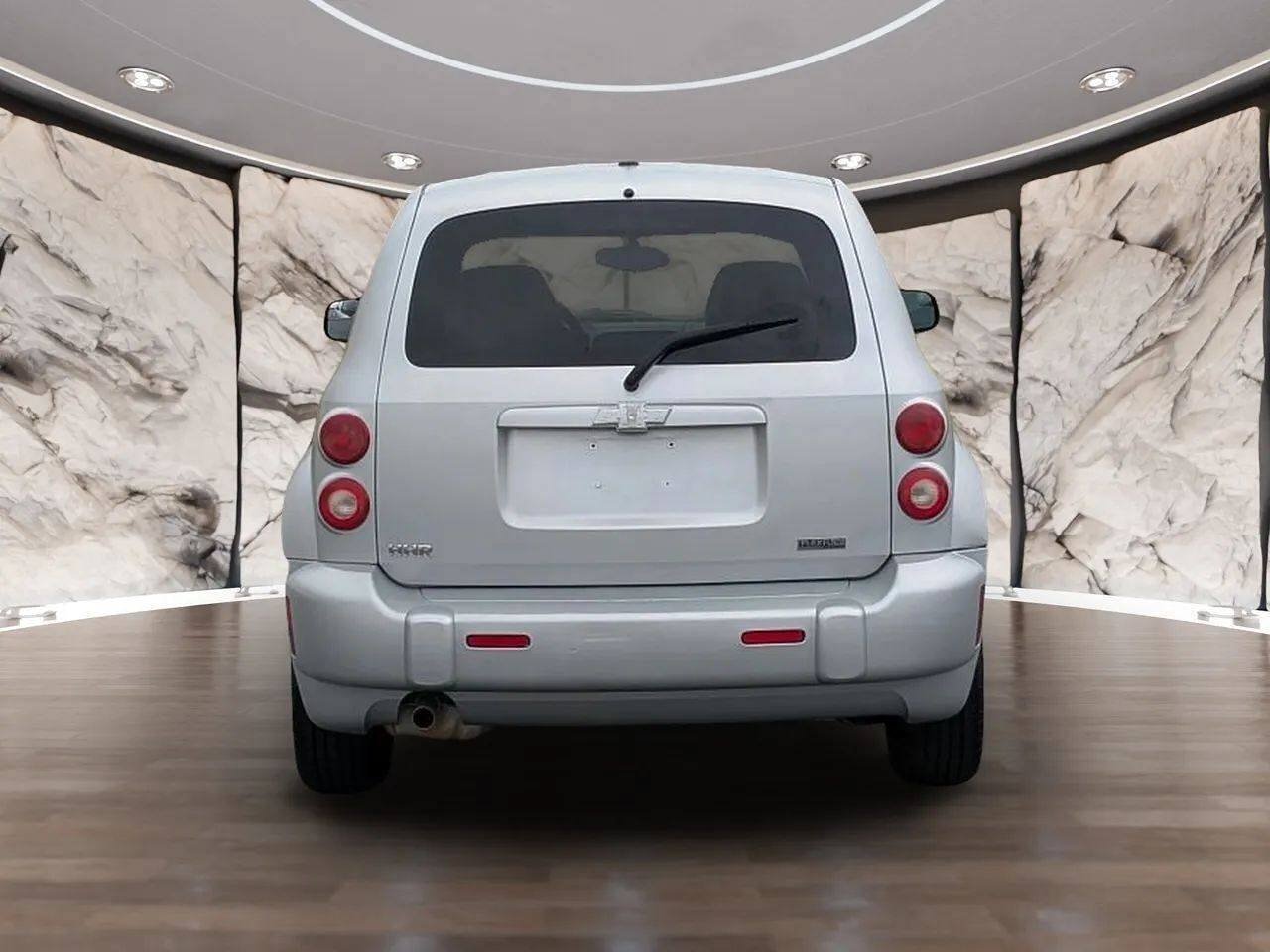 Used 2011 Chevrolet HHR LS FWD image 9