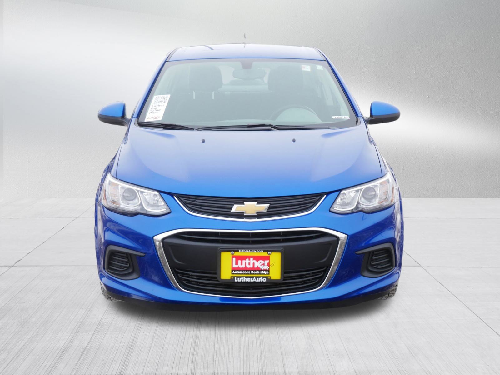 Used 2019 Chevrolet Sonic LT w/ Convenience Package image 2