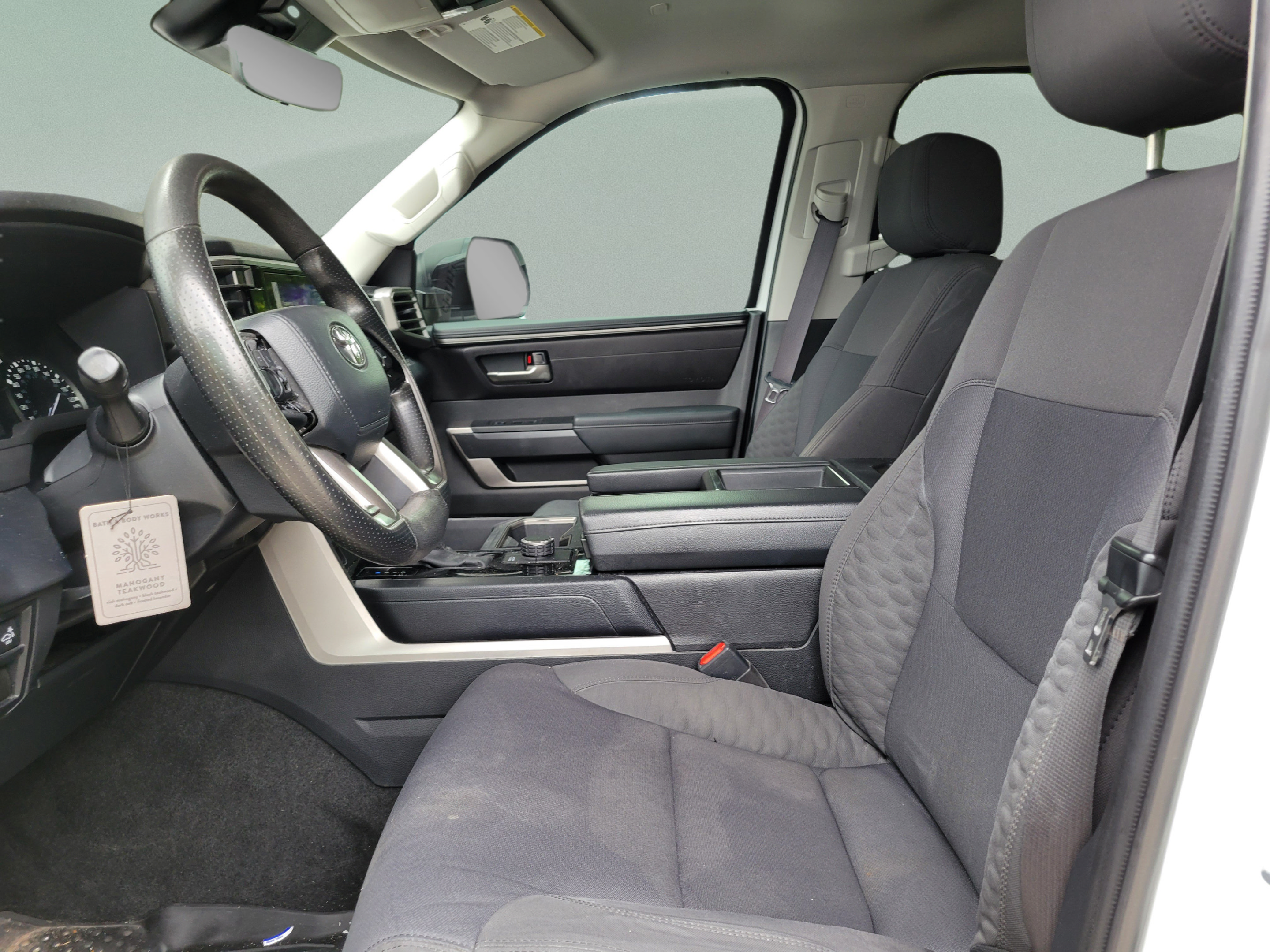 Used 2024 Toyota Tundra SR5 w/ SR5 Convenience Package RWD image 15