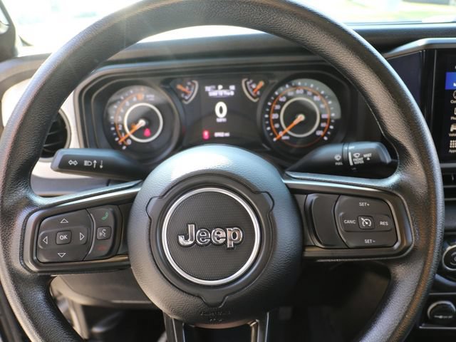 Used 2025 Jeep Gladiator Sport AWD/4WD image 25