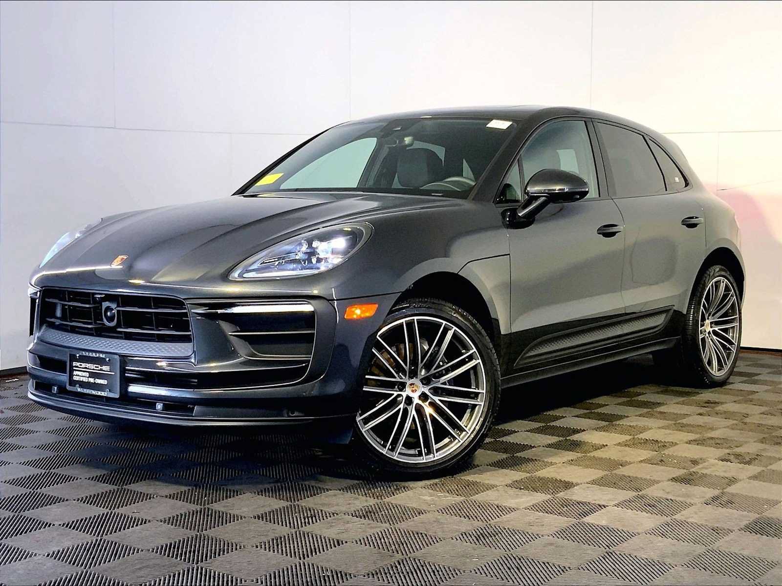 Certified 2026 Porsche Macan AWD/4WD video 1