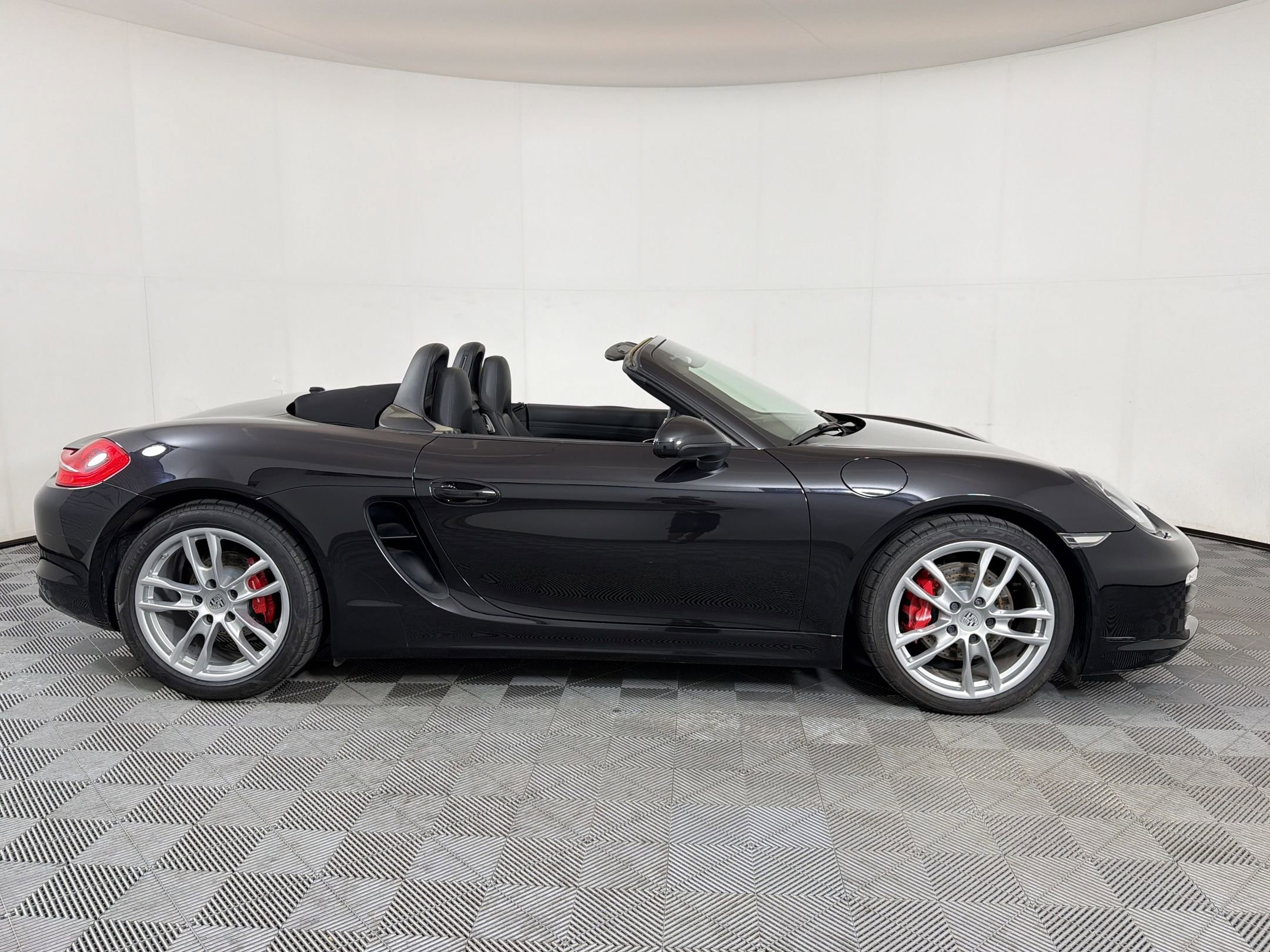 Used 2013 Porsche Boxster S RWD image 9