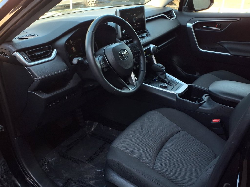 Used 2023 Toyota RAV4 XLE w/ Convenience Package AWD/4WD image 18