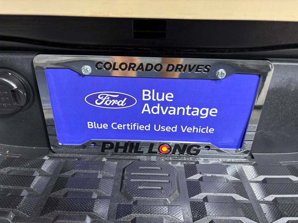 Used 2018 Toyota Tacoma TRD Off-Road w/ Technology Package AWD/4WD image 28
