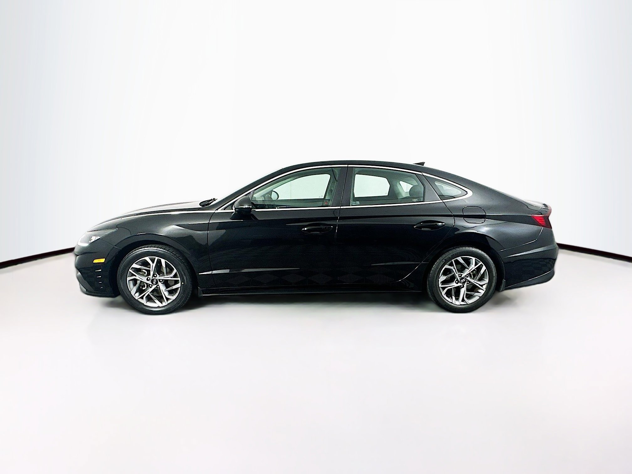 Used 2022 Hyundai Sonata SEL image 4
