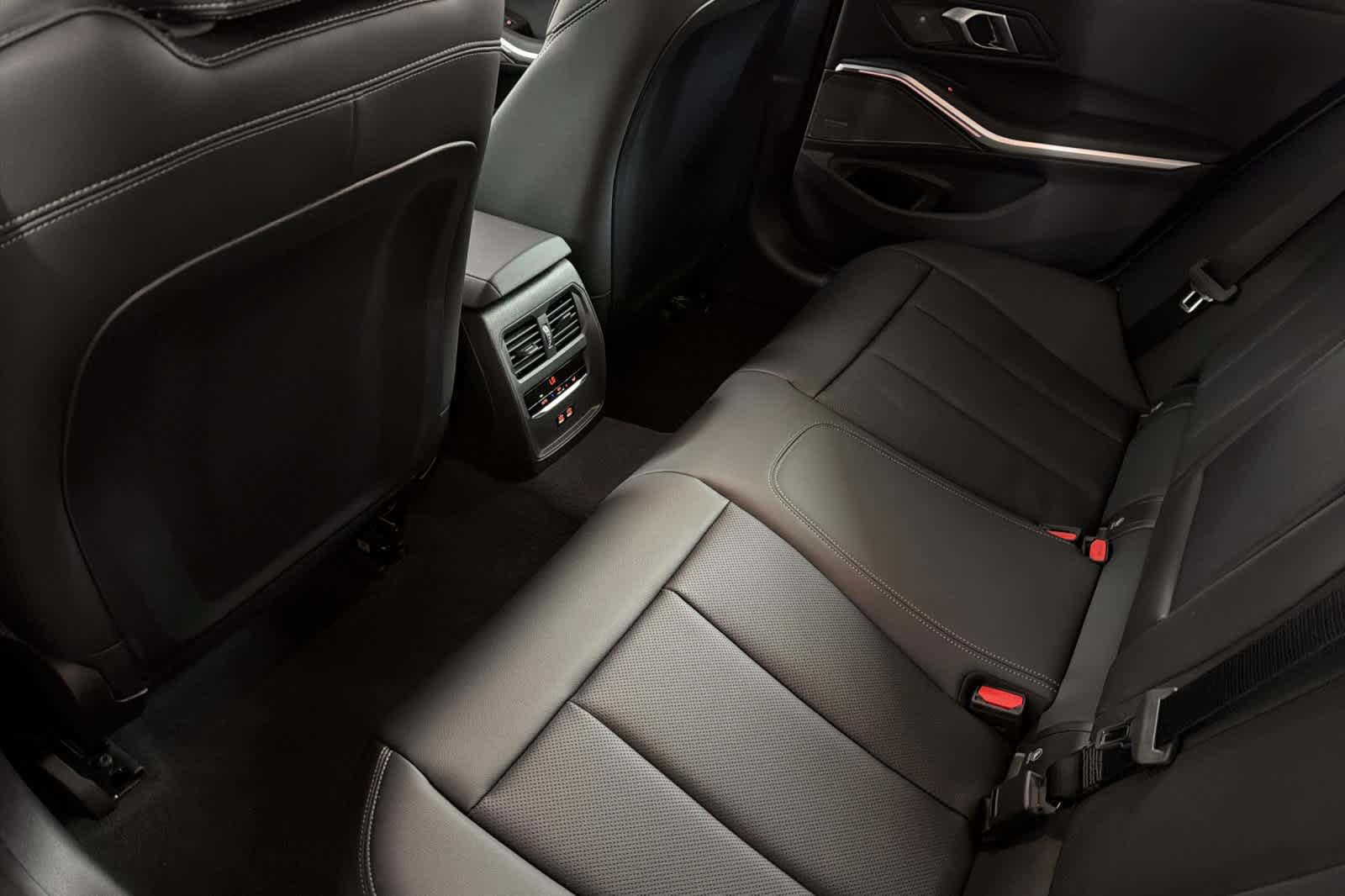 New 2026 BMW M340i xDrive w/ Premium Package AWD/4WD image 4