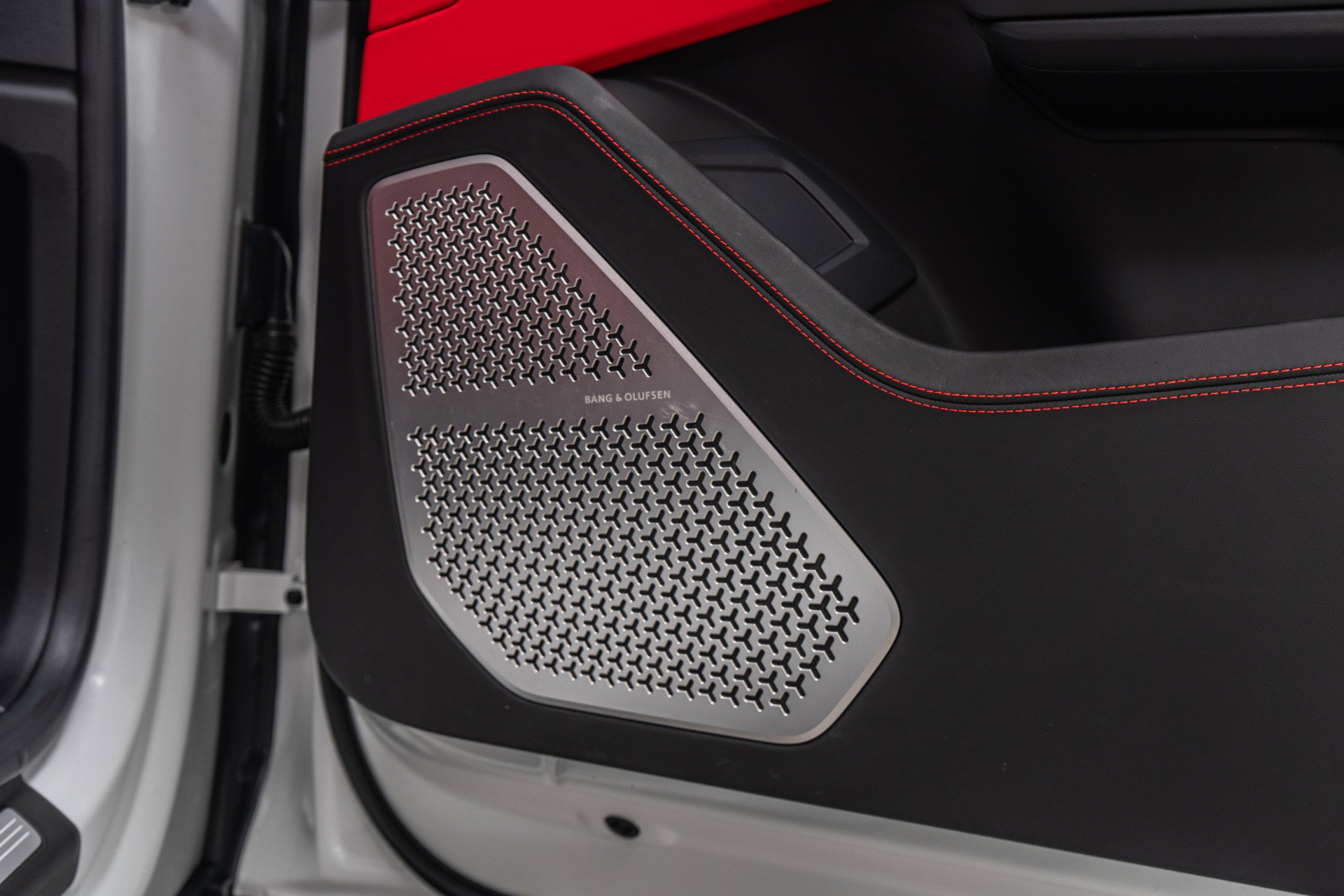 Used 2021 Lamborghini Urus -Bang and Olufsen Audio, Two-T image 48