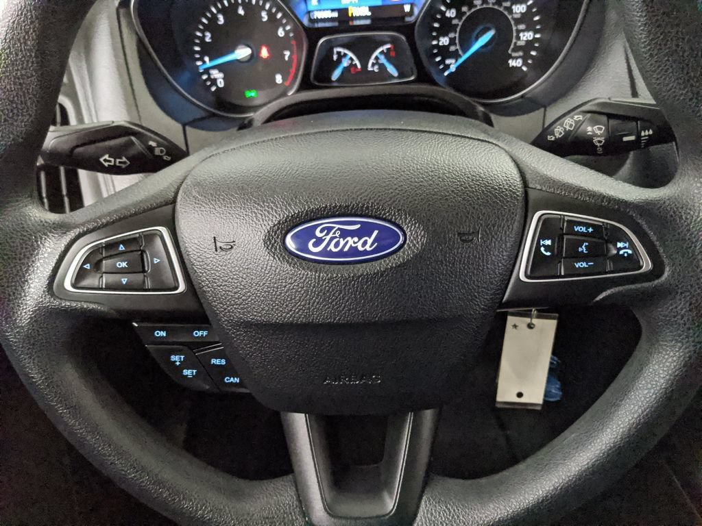 Used 2018 Ford Focus SE FWD image 11