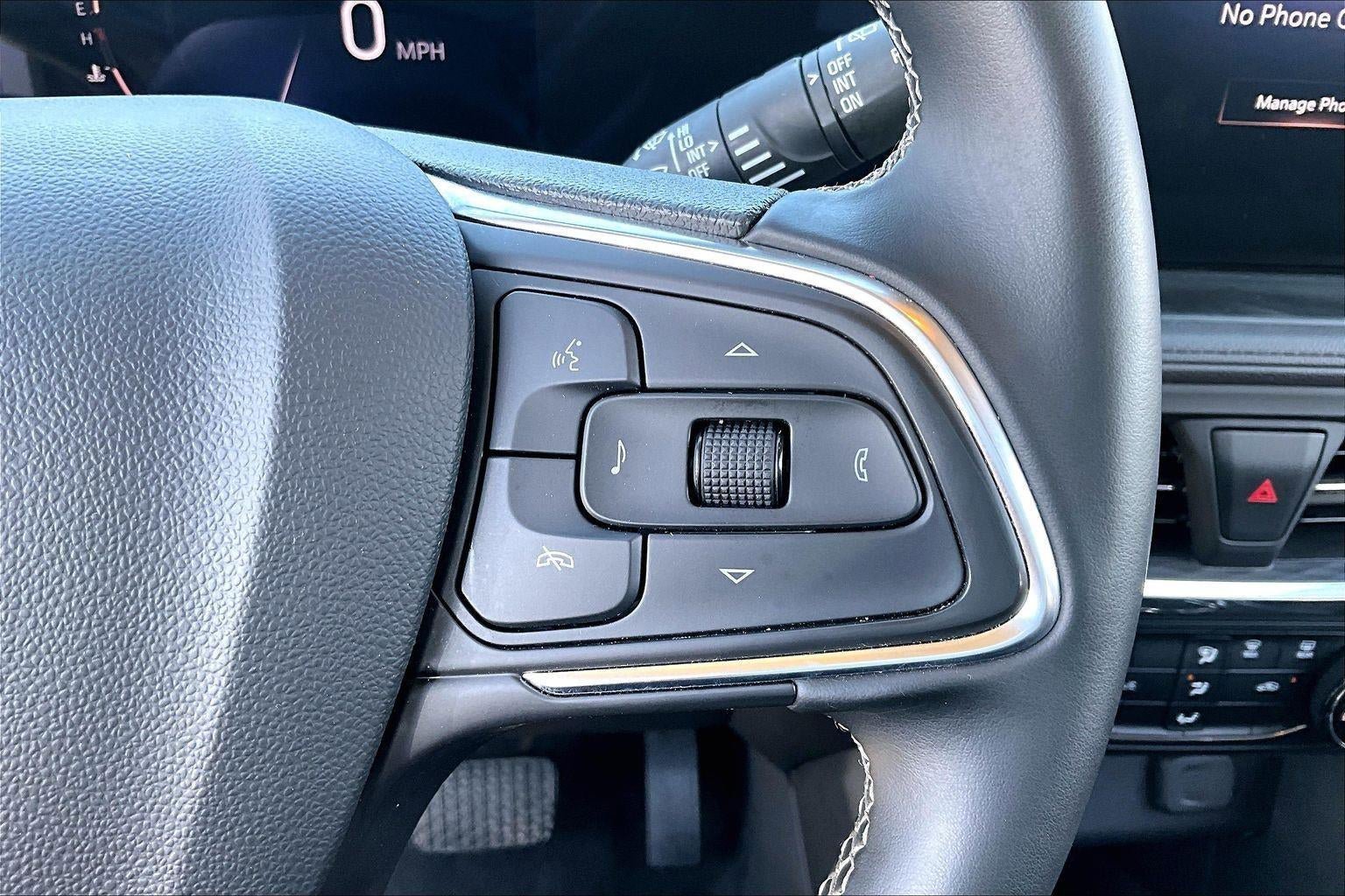 Used 2025 Buick Encore GX Preferred AWD/4WD image 12