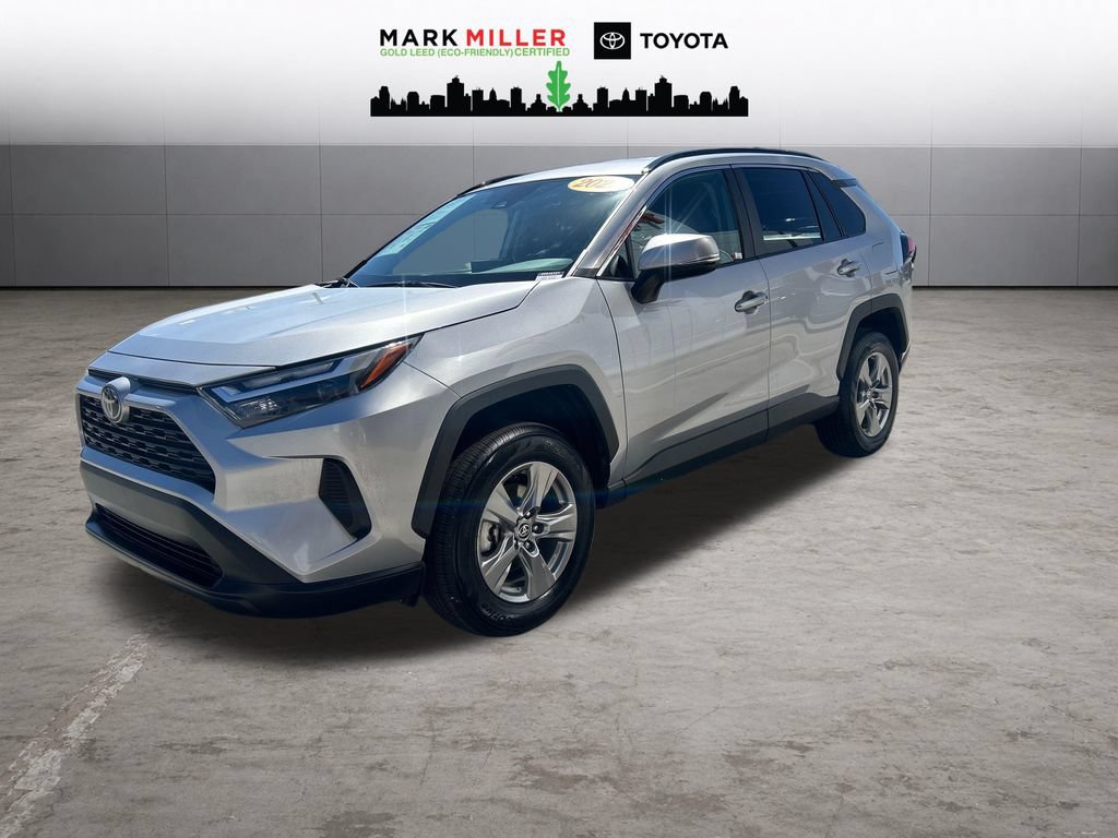 Certified 2025 Toyota RAV4 XLE AWD/4WD image 1