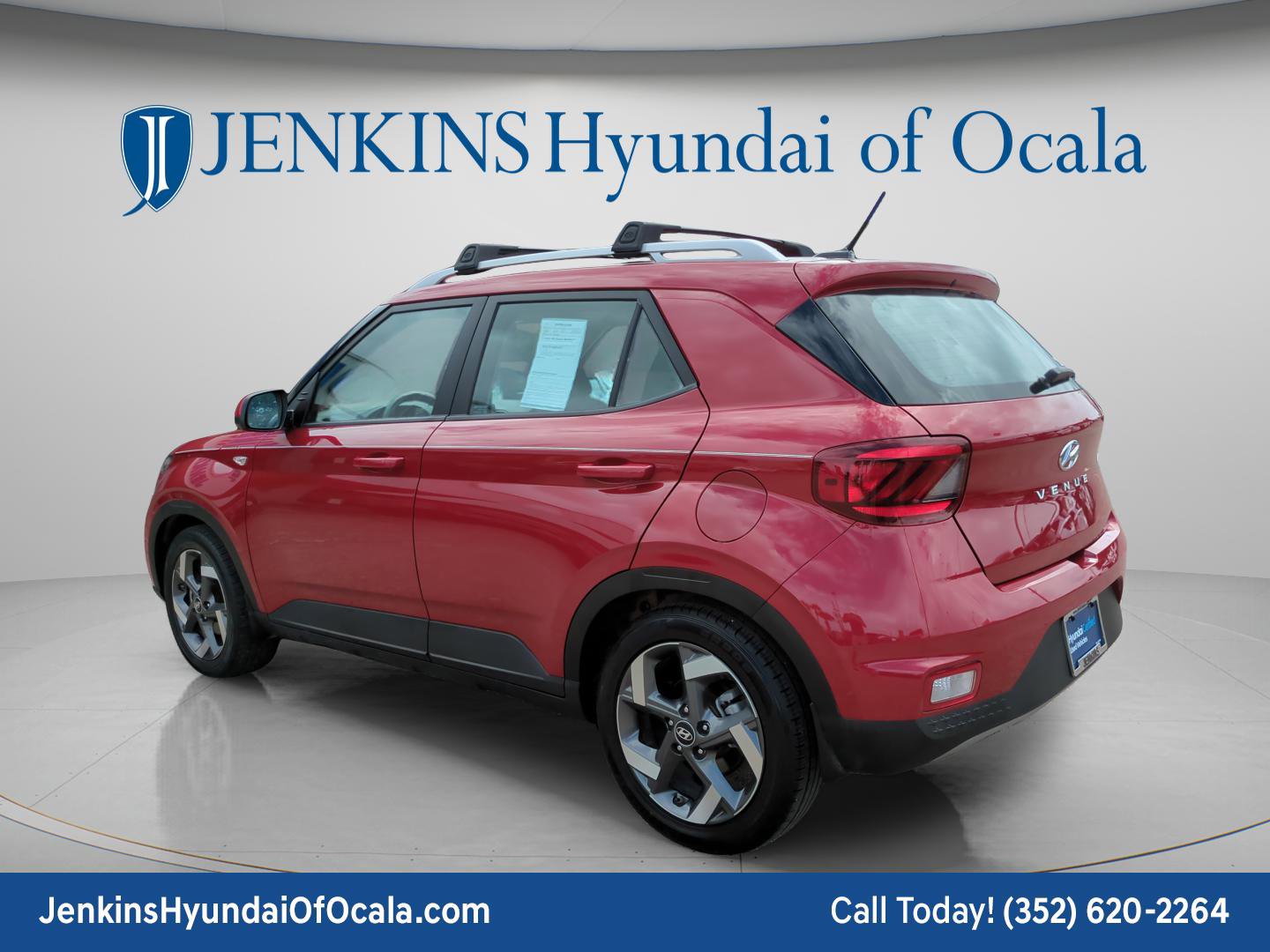 Certified 2023 Hyundai Venue SEL image 5