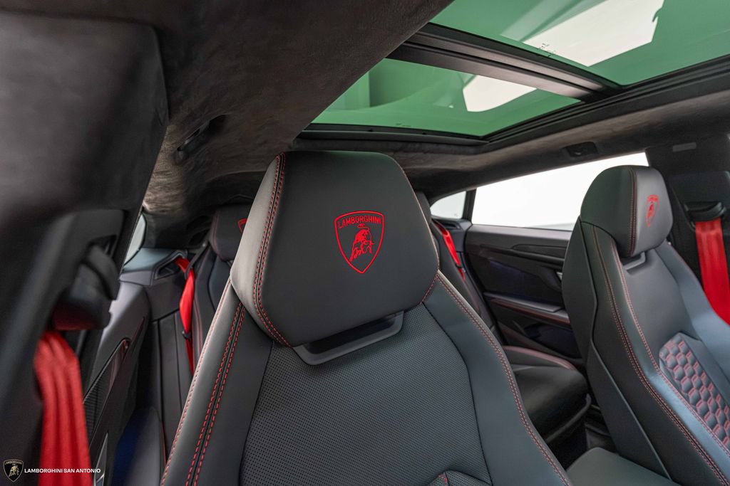 Used 2024 Lamborghini Urus S AWD/4WD image 26