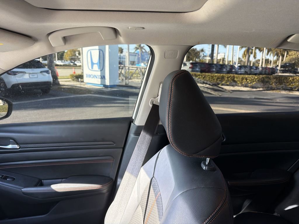 Used 2021 Nissan Altima 2.0 SR image 12