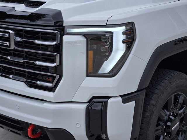 Used 2025 GMC Sierra 2500 AT4 w/ AT4 Premium Plus Package image 9