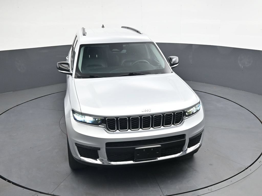 Used 2023 Jeep Grand Cherokee L Limited AWD/4WD image 34
