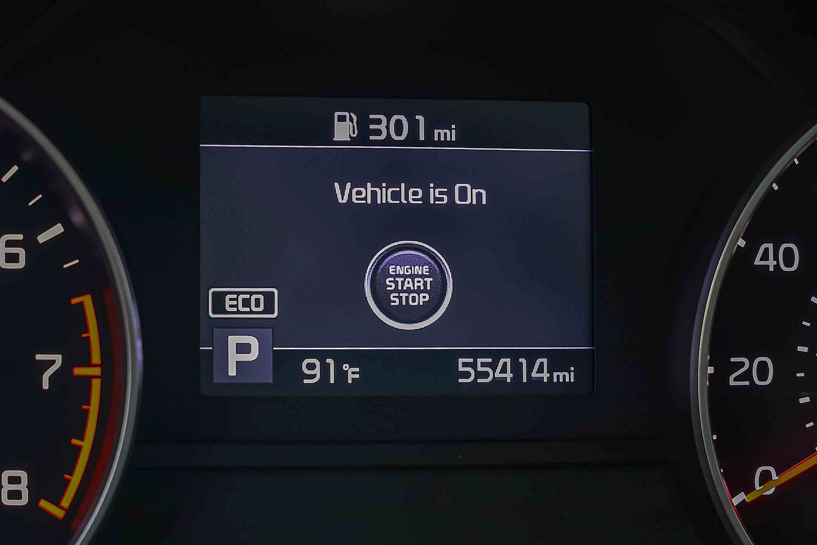 Certified 2022 Kia Sportage EX w/ EX Technology Package AWD/4WD image 8